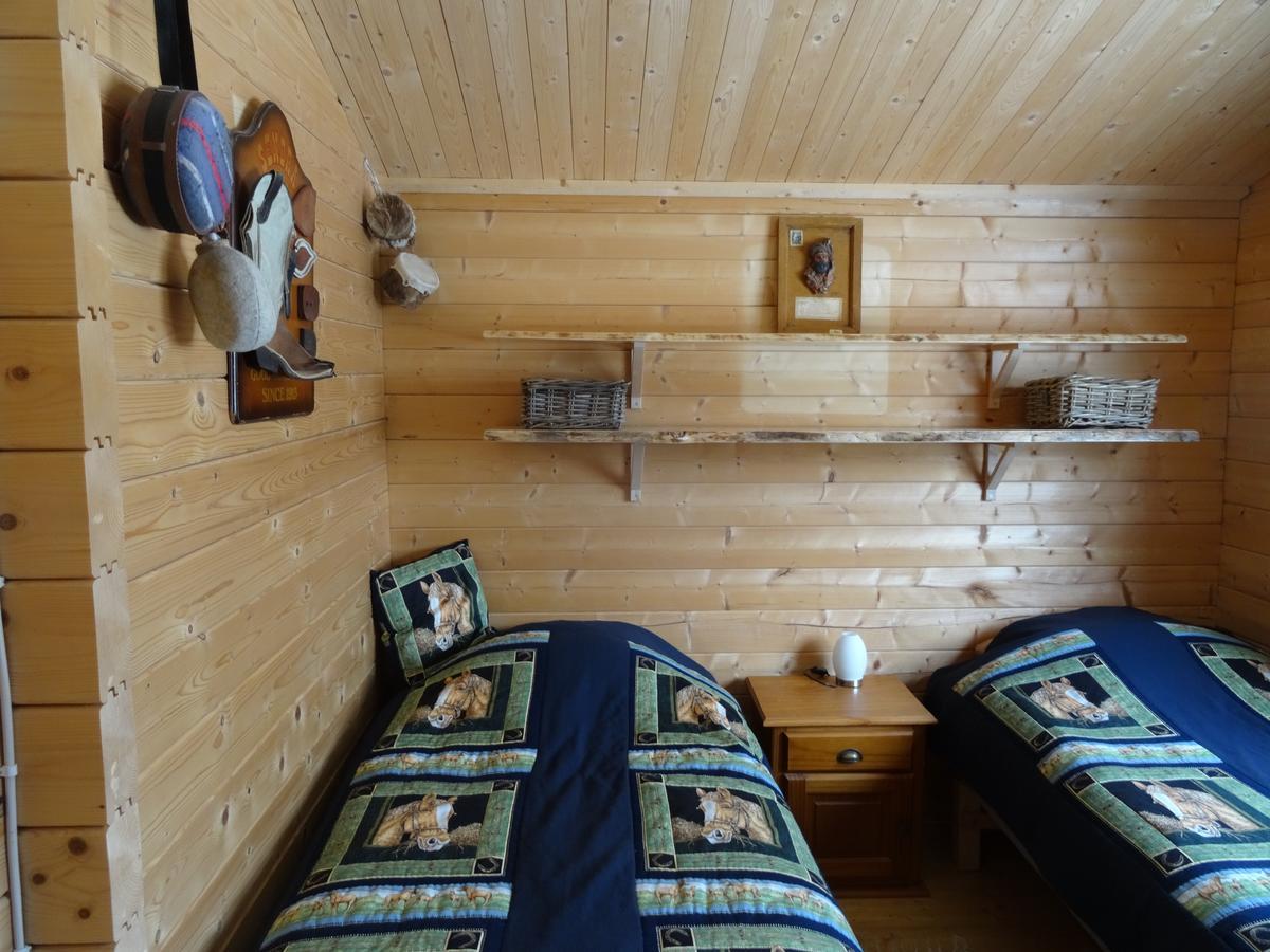 Bed and Breakfast Sun Dance Ranch à Ekshärad Extérieur photo